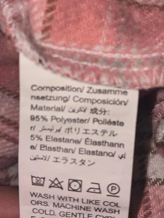 SHEIN Pink Plaid Button-Up Shirt w/ a Dolly Parton Graphic Tee - Picture 7 of 9